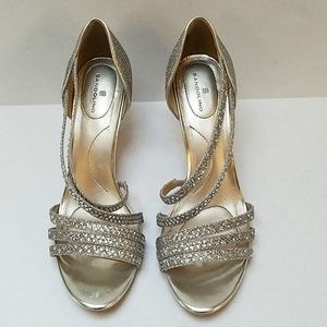 Bandolino silver 3" heels